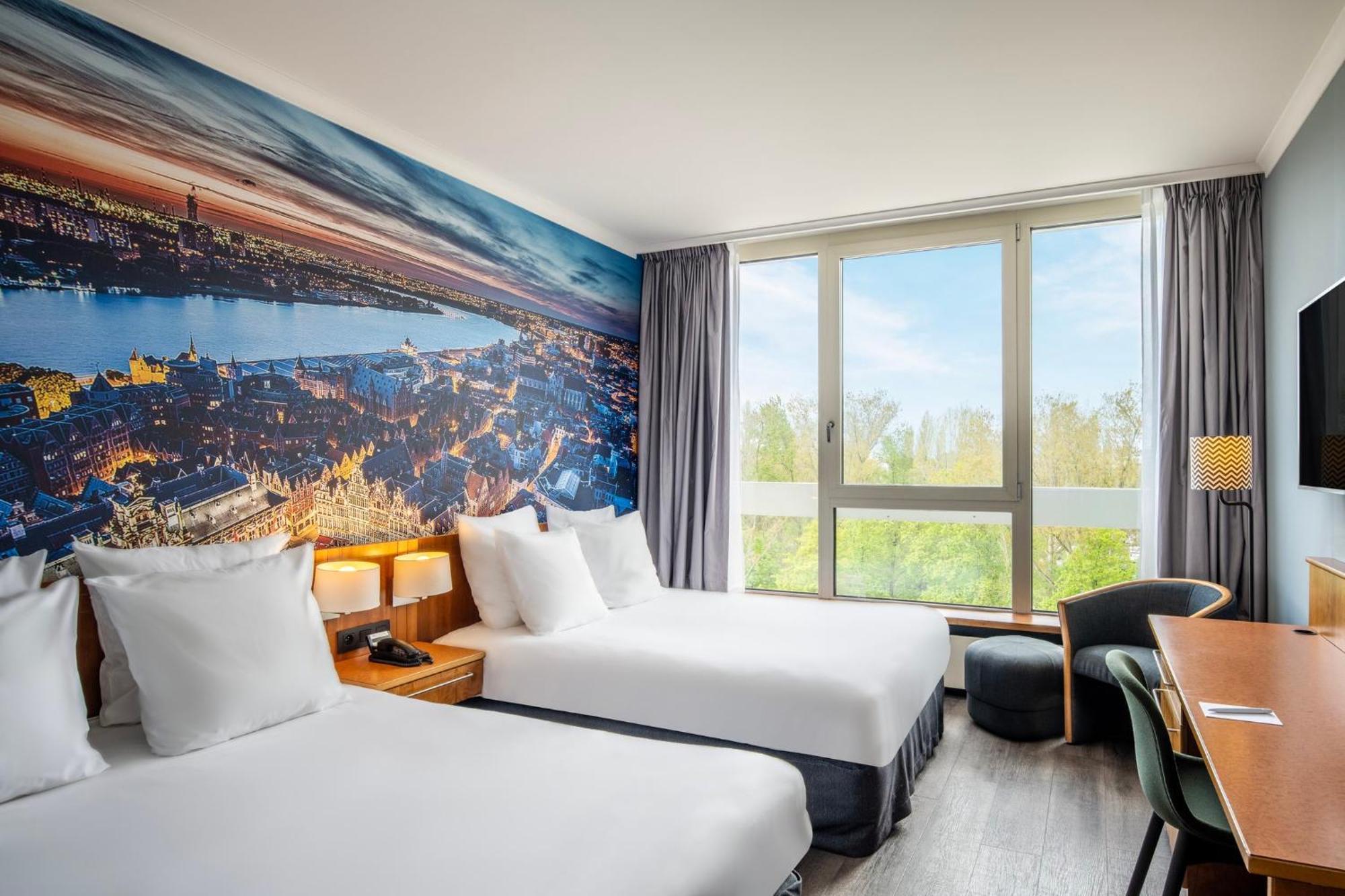 Crowne Plaza Antwerpen By Ihg Hotel Ngoại thất bức ảnh