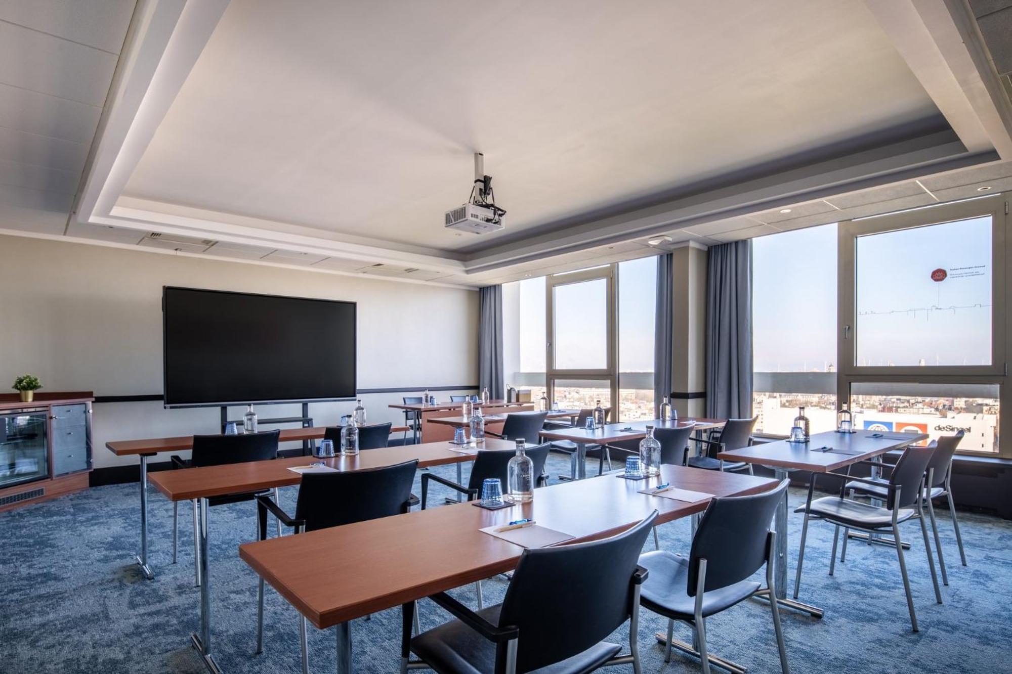 Crowne Plaza Antwerpen By Ihg Hotel Ngoại thất bức ảnh