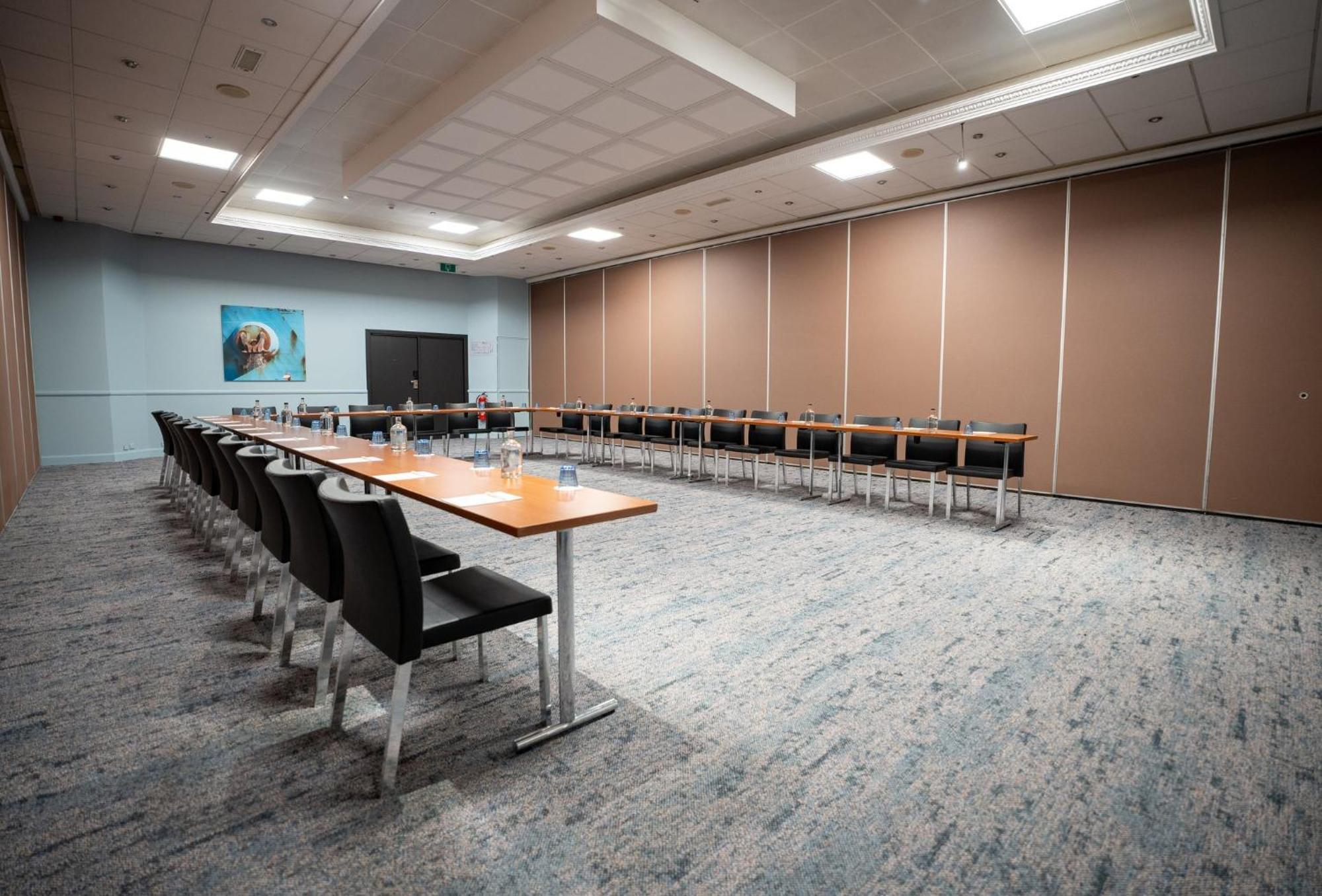 Crowne Plaza Antwerpen By Ihg Hotel Ngoại thất bức ảnh